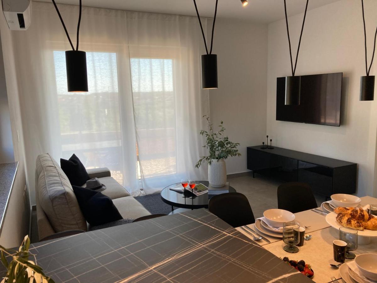 Urban Apartment พูลา ภายนอก รูปภาพ