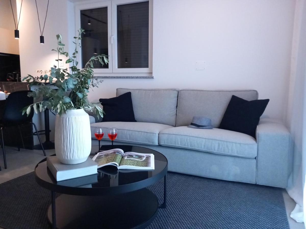 Urban Apartment พูลา ภายนอก รูปภาพ
