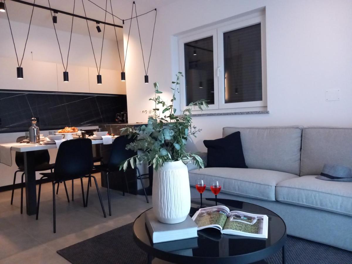 Urban Apartment พูลา ภายนอก รูปภาพ